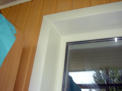 Отделка откосов пластиковых окон разными вариантами