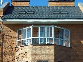 Выступающие окна для дачи